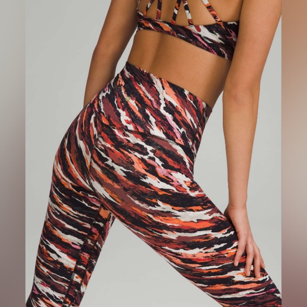💥 Lululemon Lunar New Year Align High-Rise Pant 25"